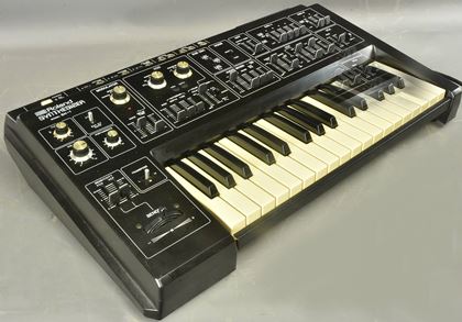 Roland-SH-1